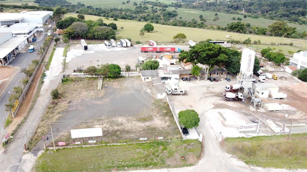 Área de terra a Venda na Margem da Rodovia Washington Luiz KM/230 - São Carlos/SP