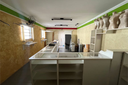 Casa á venda no Jardim Hikare