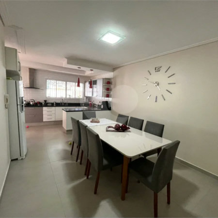 Casa com 367m², 3 dormitórios, 9 vagas, à venda na Vila Santa Teresa - Sto André.