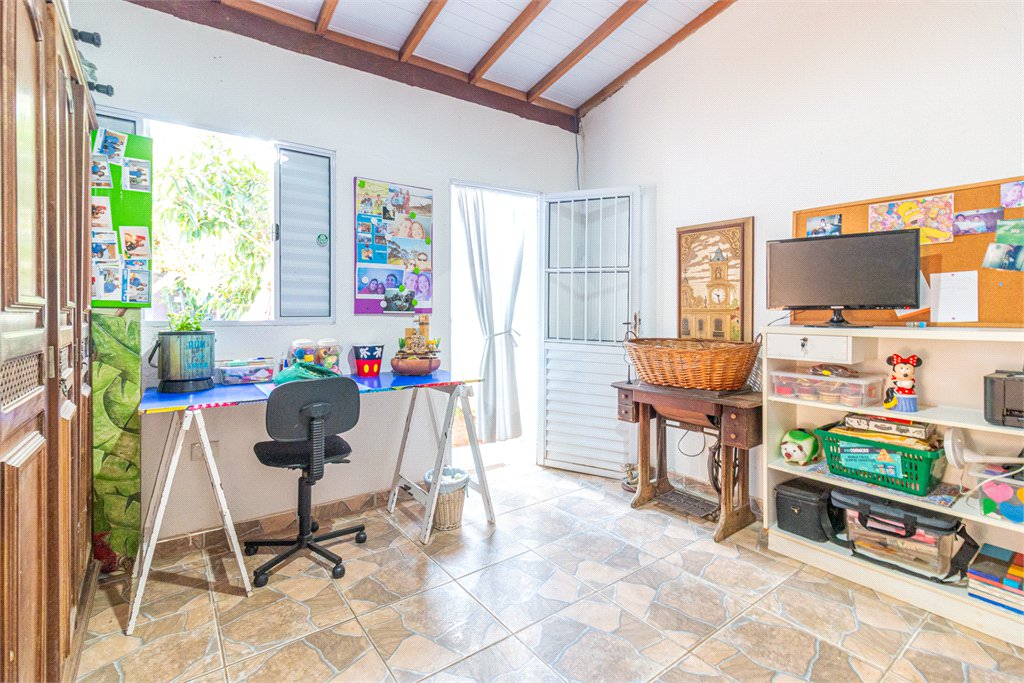 Casa à venda com 3 quartos, sendo 1 suíte,  em Chácara Monte Alegre, São Paulo, SP