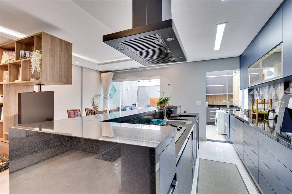 Casa à venda com 3 quartos, sendo 1 suíte, no condomínio Terrara Townhouses, São Paulo - SP