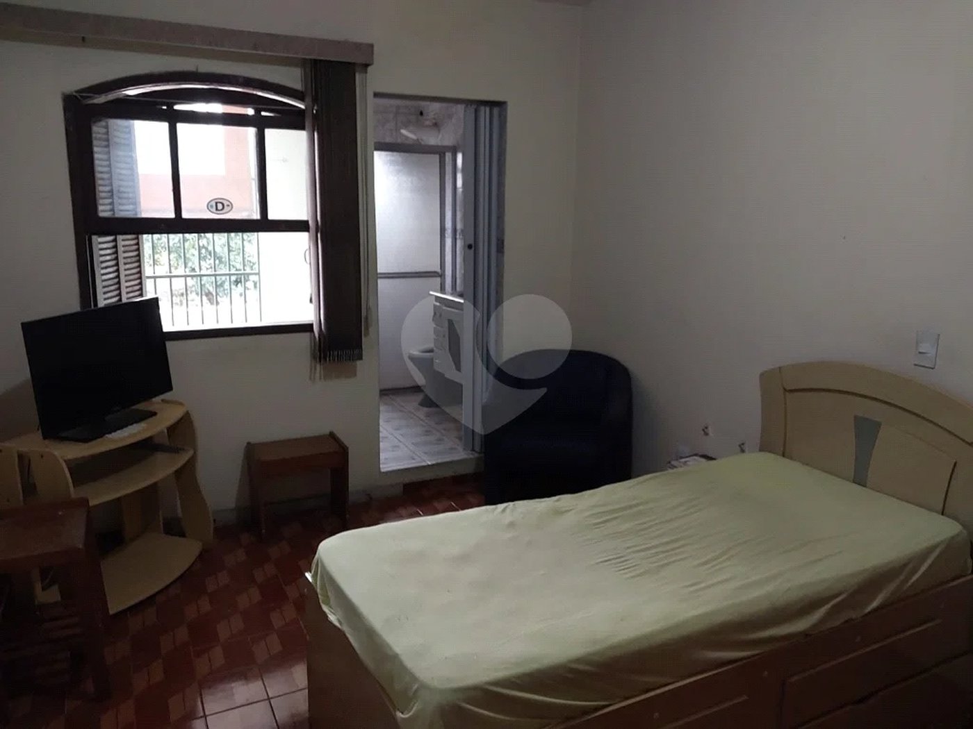 Sobrado à venda com 212 m², 2 quartos (suítes), 3 banheiros e 2 vagas de garagem, em São Caetano do Sul