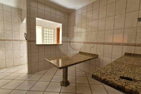 Casa sofisticada à venda em bairro nobre de Atibaia | 3 dormitórios | 408 m²