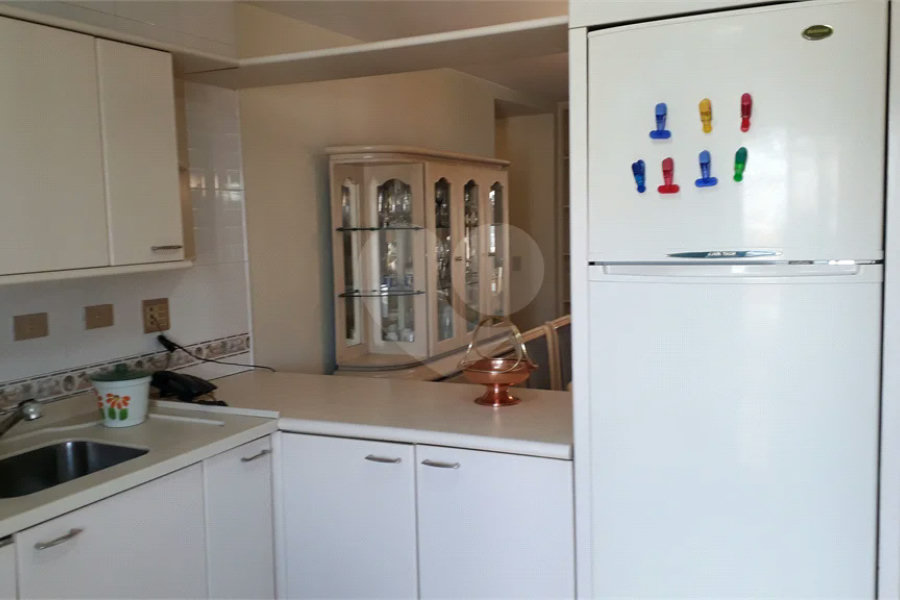 Apartamento à venda mobiliado nos Jardins — 126 m²