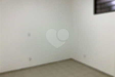 Imóvel Comercial á venda em São Carlos, rua São Sebastião.