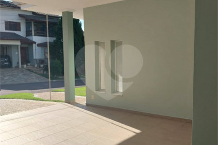 Casa de Alto Padrão a venda em Louveira-SP