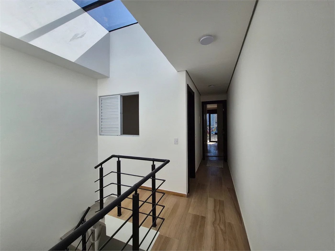 Sobrado incrível à venda, pronta para morar, 120m² 3 quartos, 1 suíte e vagas no Butantã