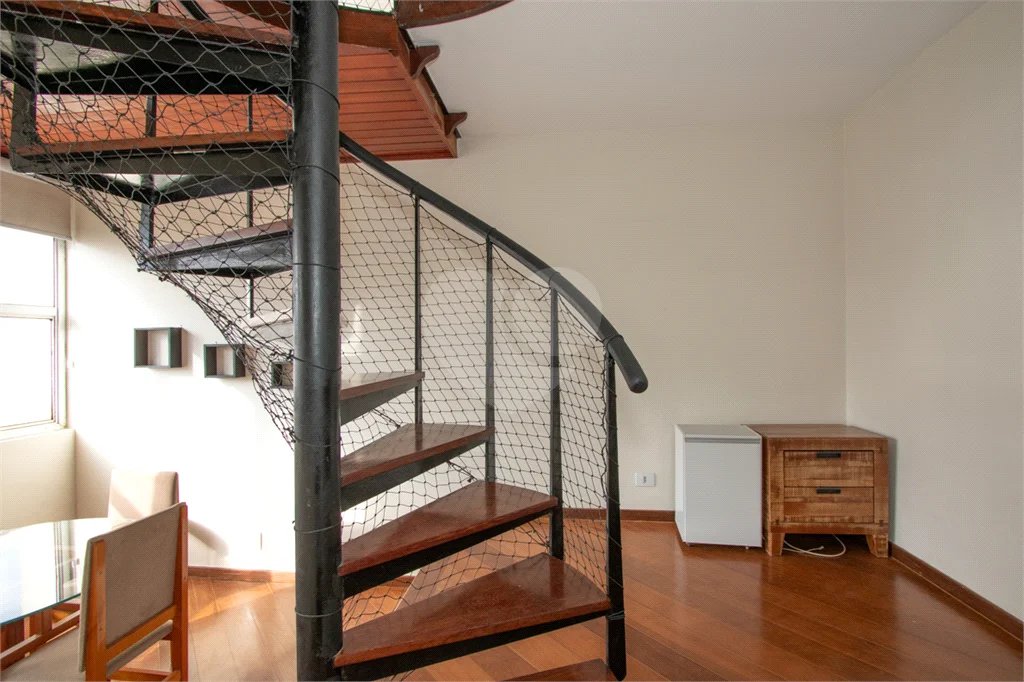 Cobertura Triplex com 90m² e 1 vaga de garagem na Vila Clementino