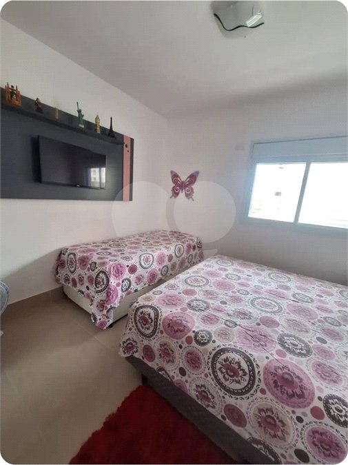Apartamento com uma suíte para locação ao lado do Shopping Metrô Tatuapé. SP