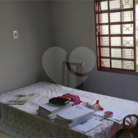 Casa Térrea para venda.