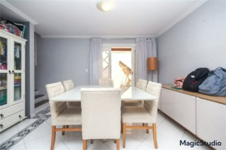 Casa com 260m², 3 dormitórios, 4 vagas, à venda em São Caetano do Sul.