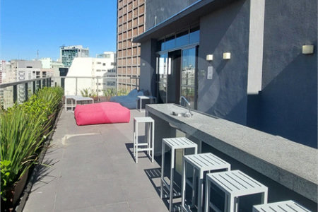 Studio com 27,61 m² a venda na Consolação com sacada