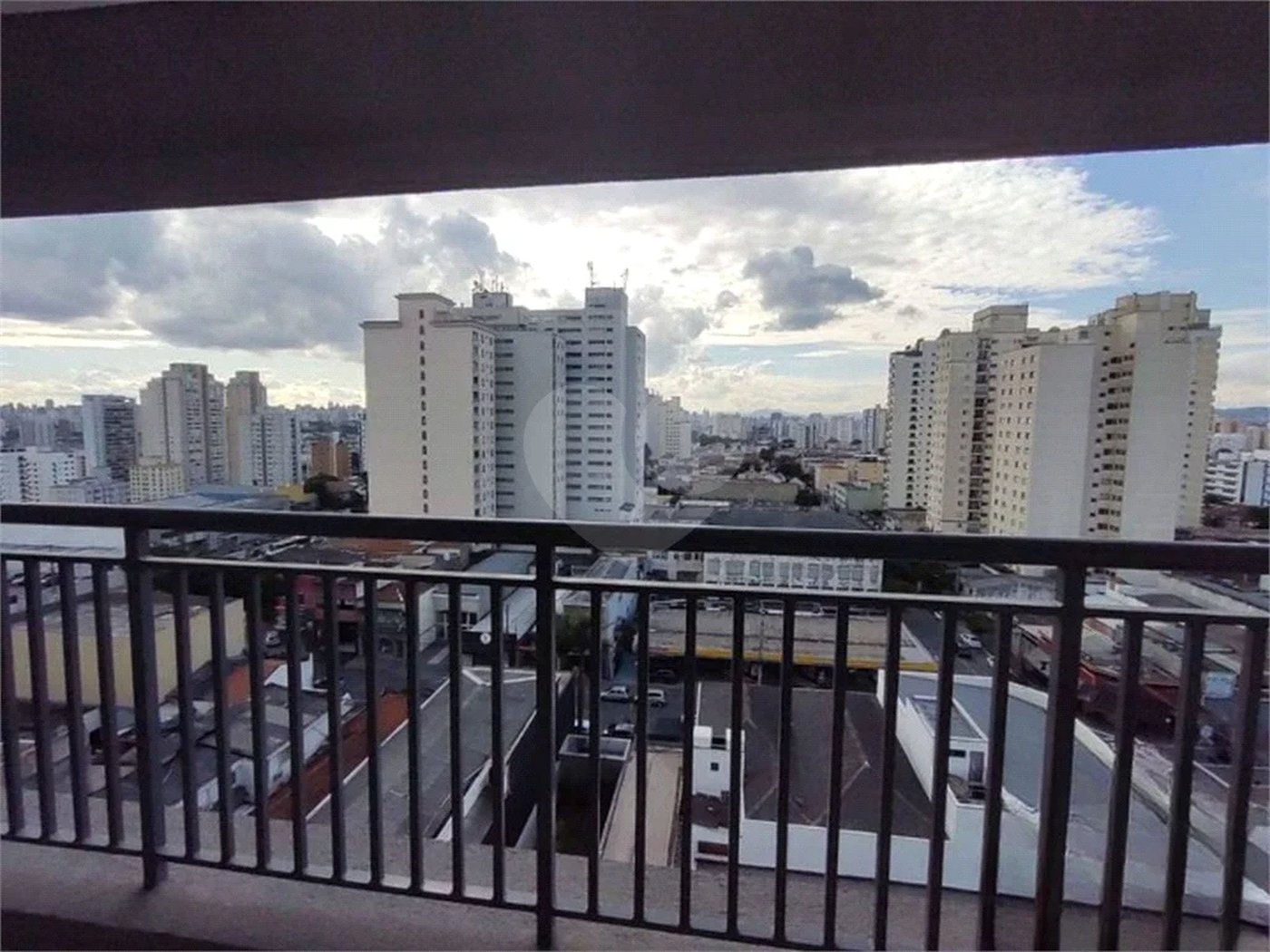 Apartamento novo com 129m² na Mooca com 2 suítes e 2 vagas.