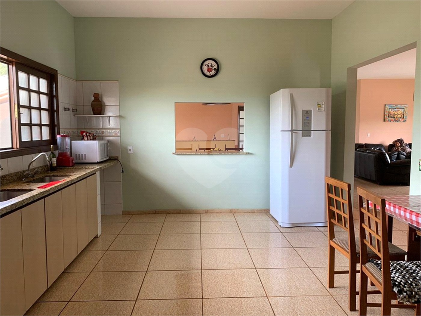 Casa ampla à venda no Vale das Flores em Atibaia