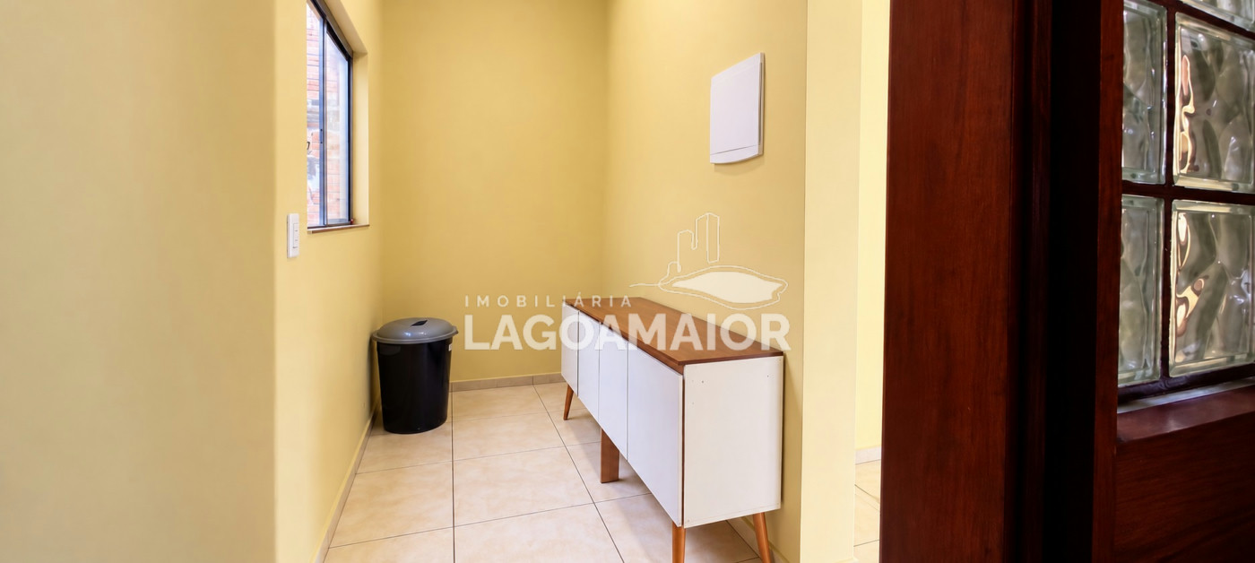 Casa à venda com 3 quartos, sendo 1 suíte, em Jardim Maristela, Três Lagoas - MS