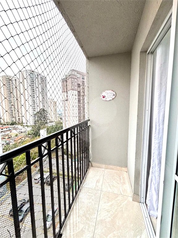 Apartamento na Vila Augusta com 2 dormitórios (1 suíte)