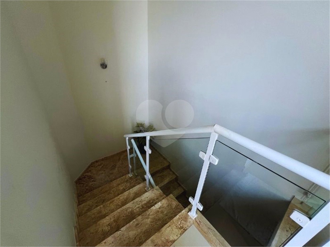Apresento essa belíssima casa no Condomínio Delle Stelle - Louveira SP