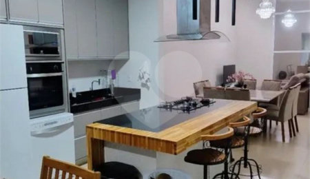Casa à venda com 4 quartos, sendo 1 suíte,  no condomínio Faixa Azul, São Carlos - SP