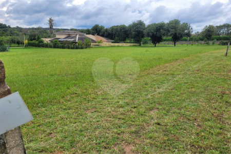 Loteamento Residencial no Condomínio Vila Pinhal do Broa.