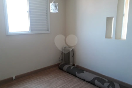 Ótimo apartamento Na rua Newton Prado no Bom Retiro