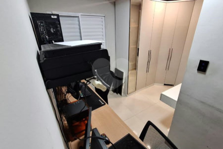 Casa de 2 quartos em Rua Orange, Vila Luzita, Santo André - Venda!