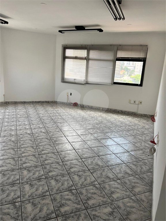 Sala Comercial á venda - Zona Sul