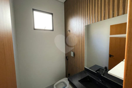 Casa térrea no Condomínio Buona Vita, localizado na cidade de Ribeirão Preto/SP.