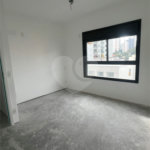 Charme, conforto e vista livre na Vila Clementino – 98 m² com pé-direito duplo!