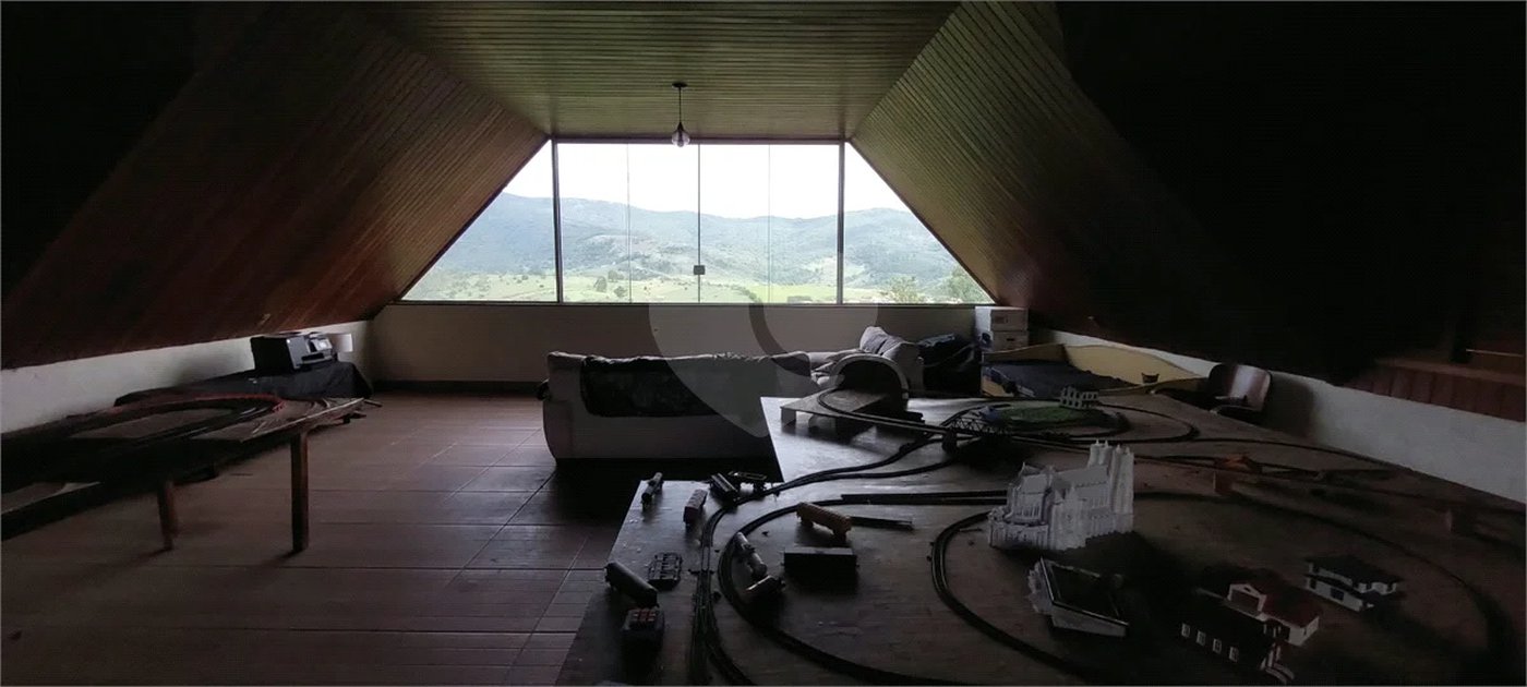 LINDA CHÁCARA A VENDA - CONDOMINIO ALPES D'OURO - BOM JESUS DOS PERDÕES
