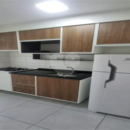 Studio Mobiliado no Alto do Ipiranga – Andar Alto e Vaga para Moto