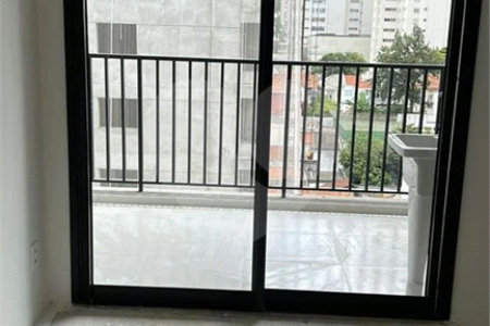 Apartamento em Pinheiros 35m², 1 dormitório, 1 vaga.
