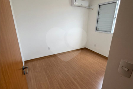 Oportunidade Única no Monte dos Pinheiros – Um lar completo esperando por você