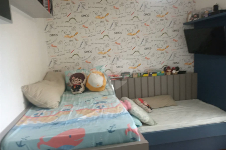 Apartamento 3 dormitórios, região do Campo Belo. Condomínio com laser completo.