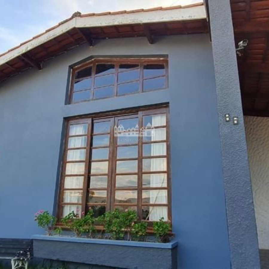 Casa à venda com 3 quartos, sendo 1 suíte, em Vila Santista, Atibaia, SP