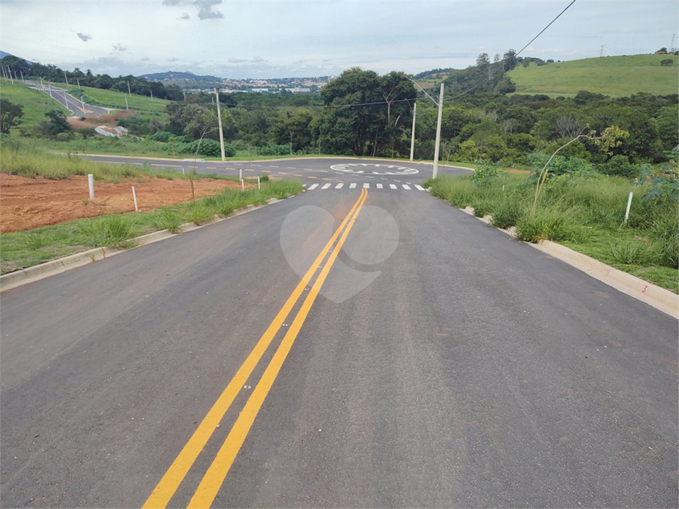 Terreno à venda no Condominio Elementum em Atibaia