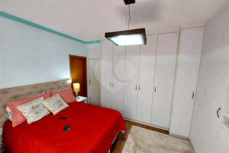 Casa residencial com ponto comercial a venda no Centro