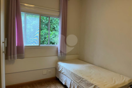 Apartamento á venda com 200m² - Bosque da Saúde