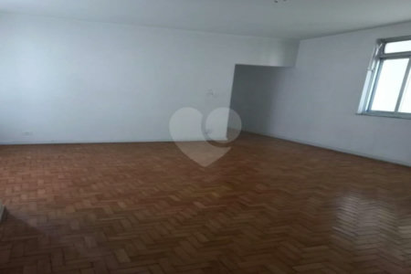 Ótimo apartamento à venda, no melhor da Moóca!!