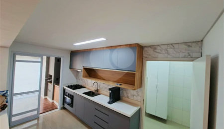 Apartamento à venda com 3 quartos, sendo 1 suíte,  em Vila Suissa, Mogi das Cruzes, SP
