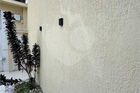 Sobrado a venda Ipiranga/SP 180m² com 3 Quartos suítes 5 banheiros 4 vagas área de serviços e Churrasqueira.
