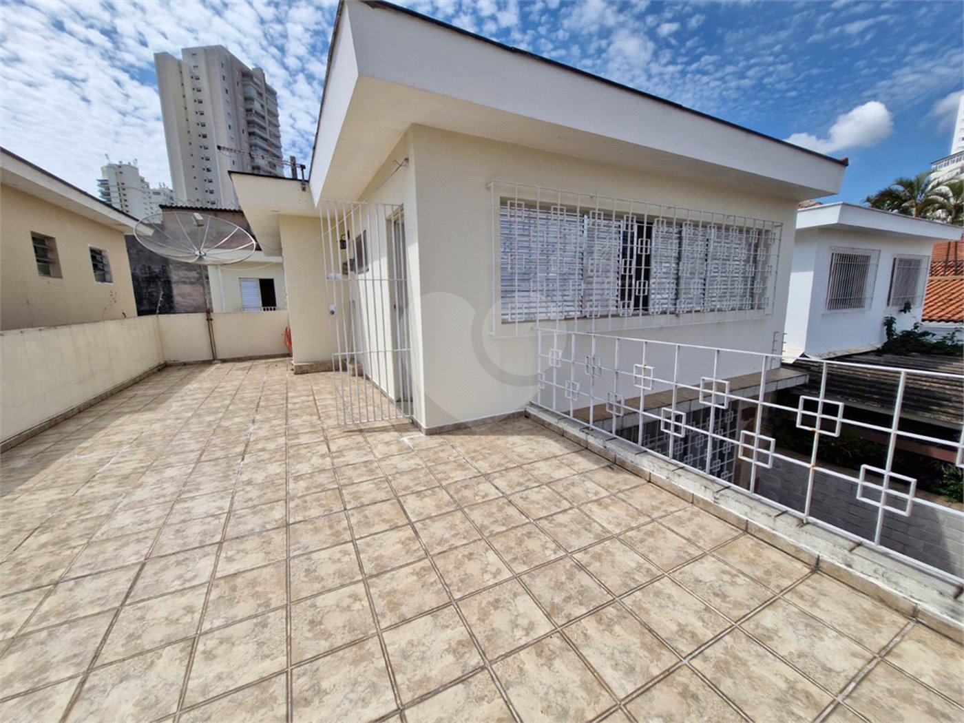 Casa à venda com 3 quartos, sendo 1 suíte, em Granja Julieta, São Paulo, SP