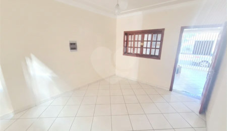 Casa à venda com 3 quartos em Santa Terezinha, Piracicaba, SP