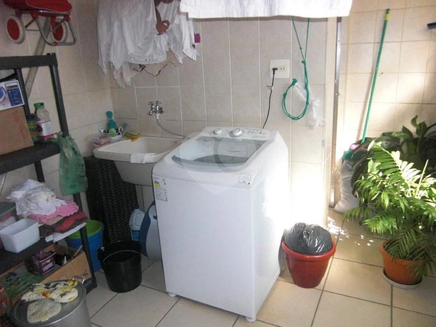 Campos Elíseos -Apto 143m² - 03 quartos - 01 Suíte - 01 Vaga.