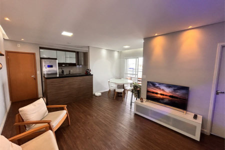 Apartamento com 77m² , 2 dormitórios , sendo 1 suíte , 2 vagas de garagem , a venda no bairro Rudge Ramos.