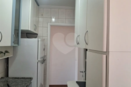 APARTAMENTO A VENDA SEMI MOBILADO A VENDA NA VILA LEOPOLDINA