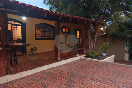 Casa à Venda no Residencial Samambaia – 200 m² de Área Construída