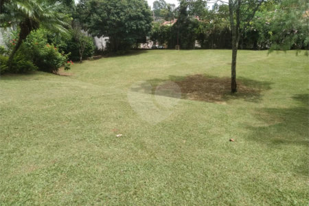 Terreno com 1.217m² A VENDA