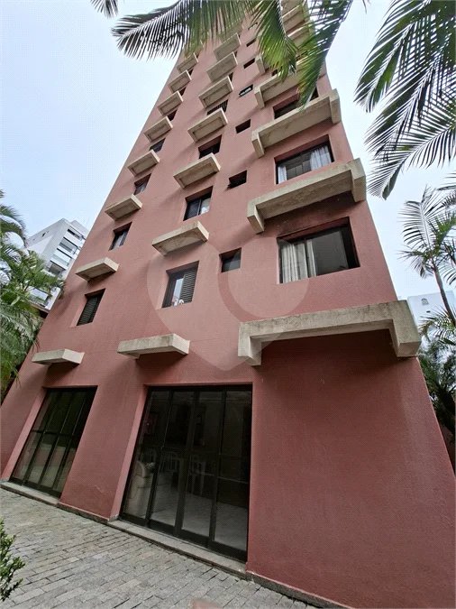 GRANDE OPORTUNIDADE DE COMPRA! APARTAMENTO DE 96m² NO CONDOMÍNIO CÓRSEGA