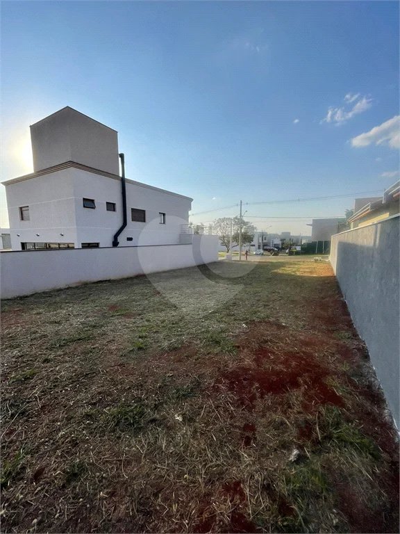 Terreno Plano à venda no Condomínio Villa Bela Vista em Piracicaba/SP.