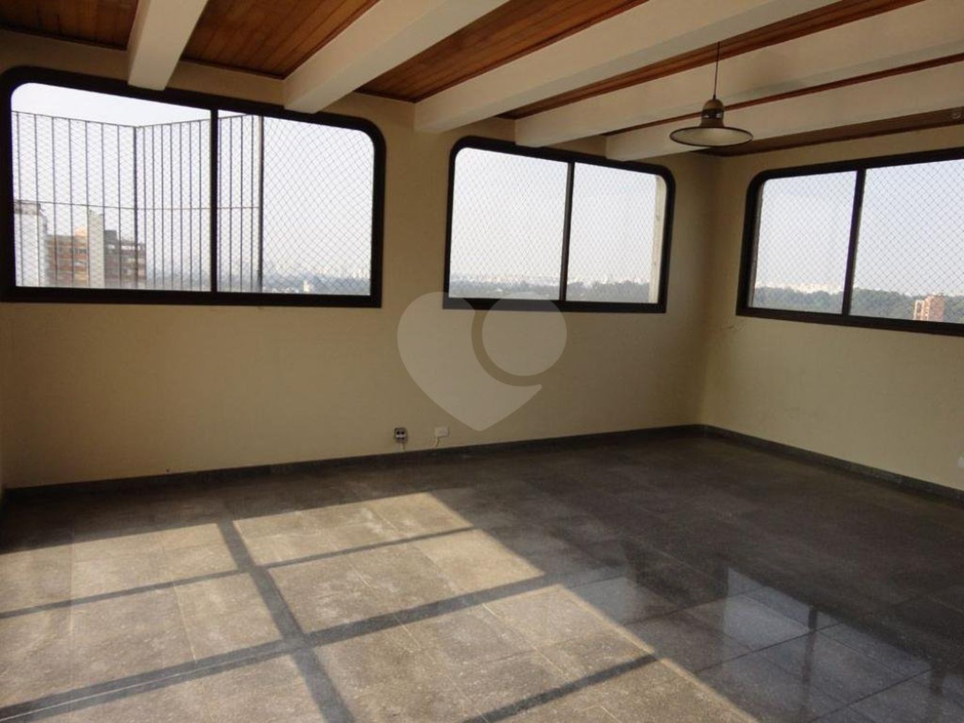 APARTAMENTO PARA VENDA OU LOCAÇÃO COM 6 DORMITÓRIOS ALTO PADRÃO